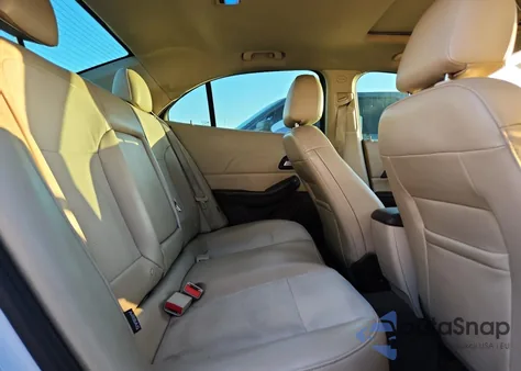 2015 Chevrolet Malibu 1Lt from USA, damaged, VIN 1G11C5SLXFF166301